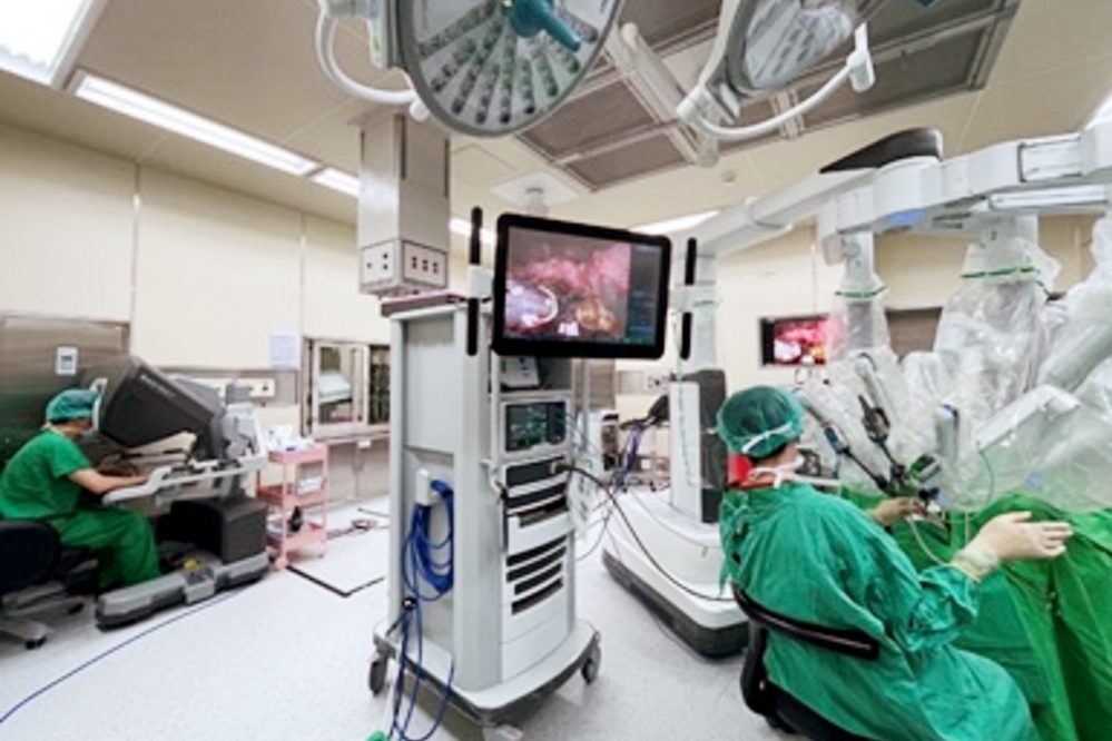 HPV感染引起扁桃腺癌　新竹臺大分院運用達文西手術成功切除