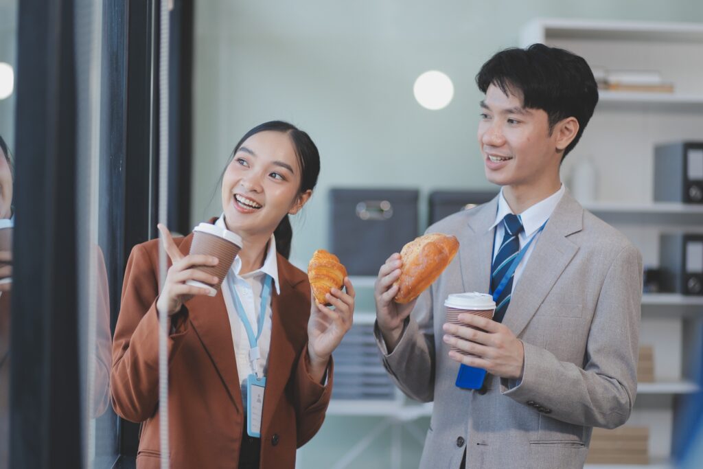 做出好成績卻被忽視?揭露職場7大升職隱形天花板 看看妳是否踩雷! 做出好成績卻被忽視?揭露職場7大升職隱形天花板 看看妳是否踩雷!