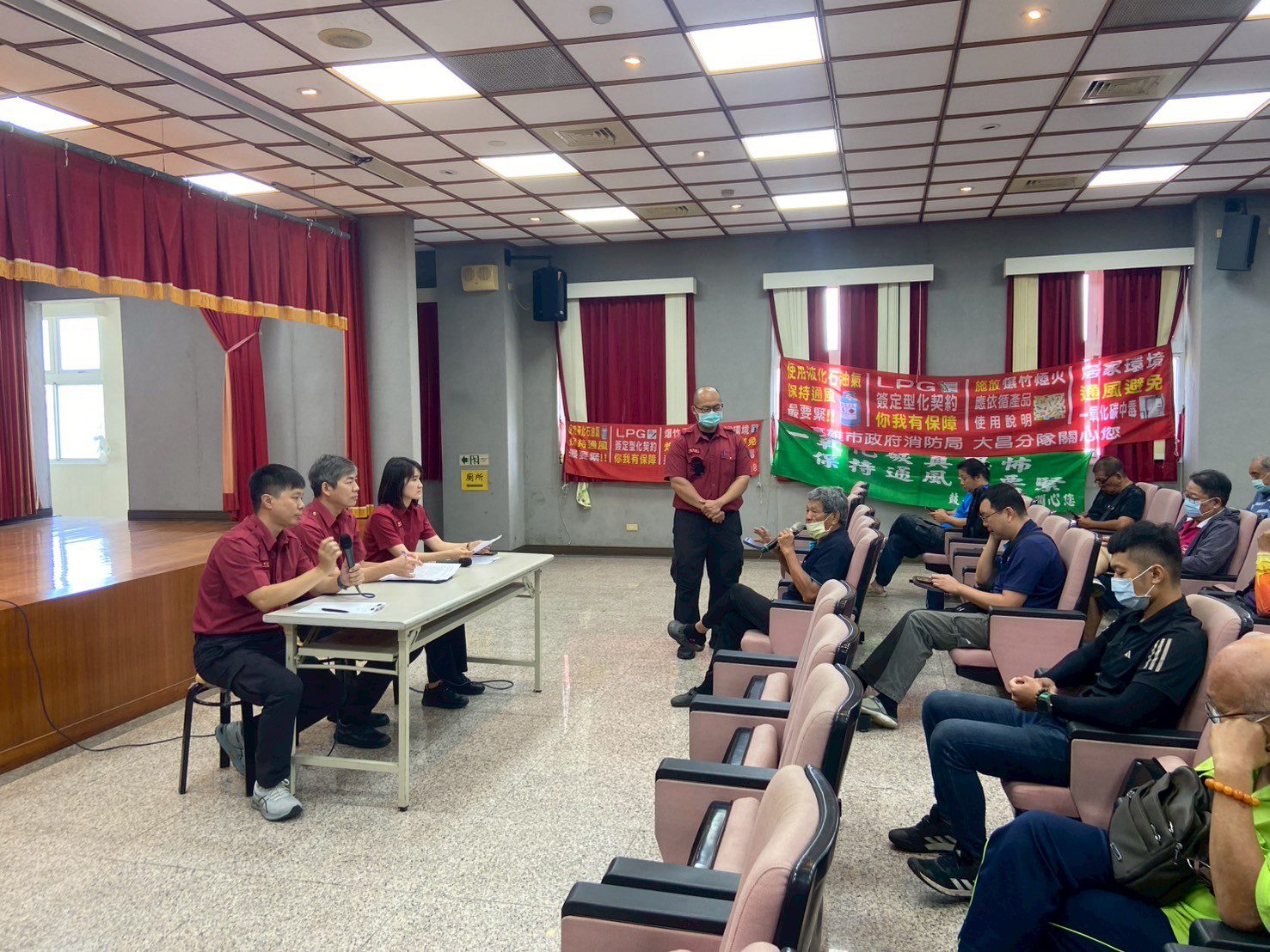 高市消防局第二大隊召開防火宣導座談 聚焦液化石油氣安全