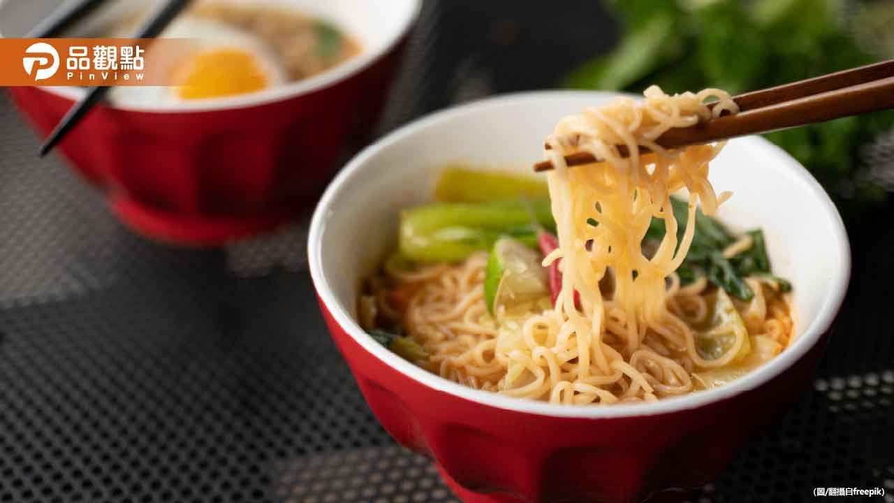 他吃泡麵加「這一物」讚秒升級成一蘭拉麵 他吃泡麵加「這一物」讚秒升級成一蘭拉麵