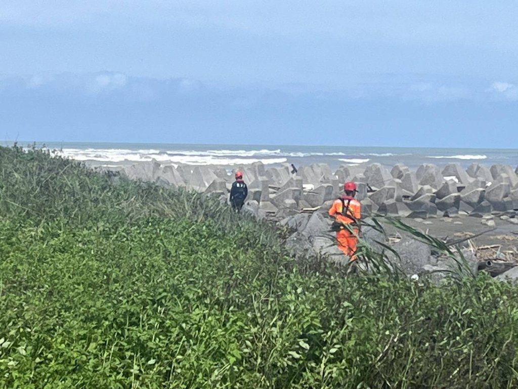 男颱風釣魚落海仍失聯 海巡:不勸了! 同行友人最重罰25萬