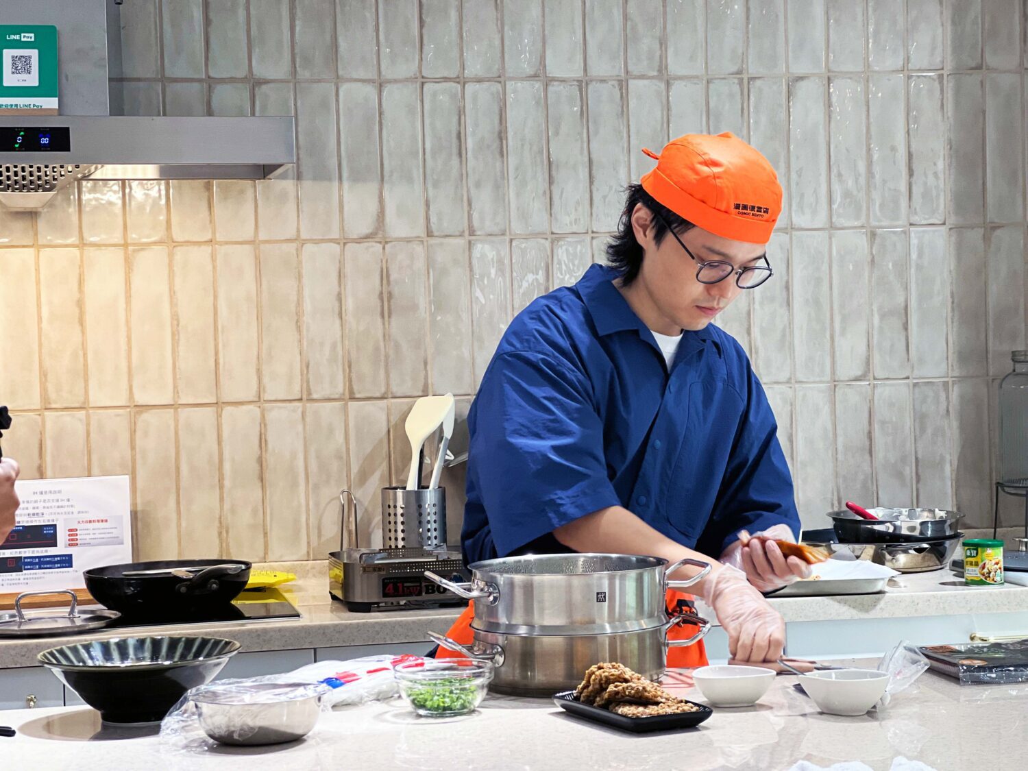 全台唯一魔族派對高雄駁二登場，二次元動畫料理真實還原，等你來嘗鮮！