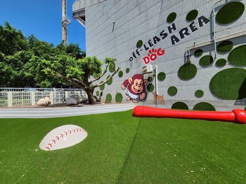 球場外野8/22啟用寵物專區 凌濤:持續打造友善城市 球場外野8/22啟用寵物專區 凌濤:持續打造友善城市