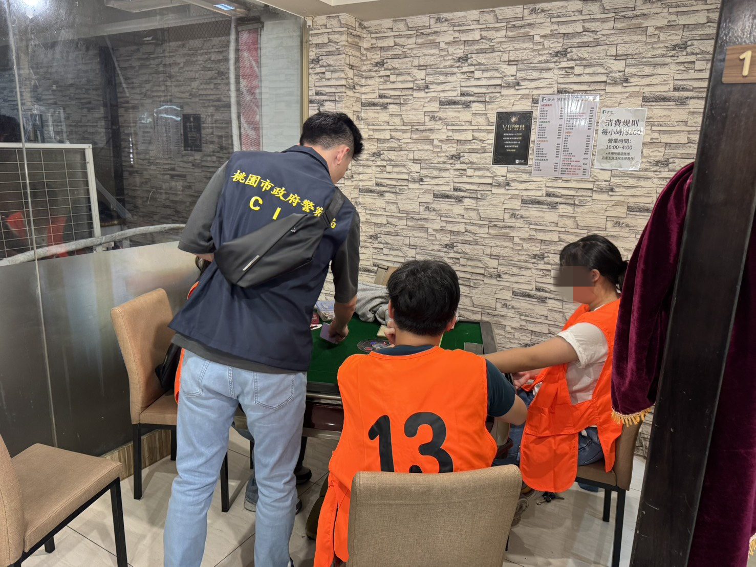 中壢警掃蕩學區周邊麻將棋牌社 31人遭法辦 中壢警掃蕩學區周邊麻將棋牌社 31人遭法辦