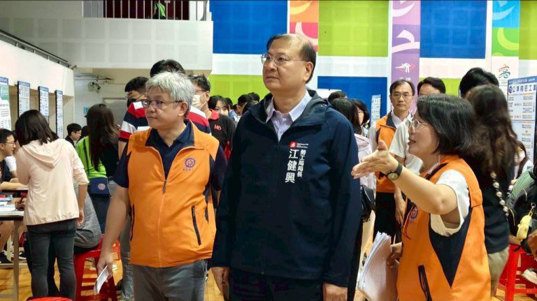 高市勞工局徵才活動加值服務 助面試求職更有自信 高市勞工局徵才活動加值服務 助面試求職更有自信