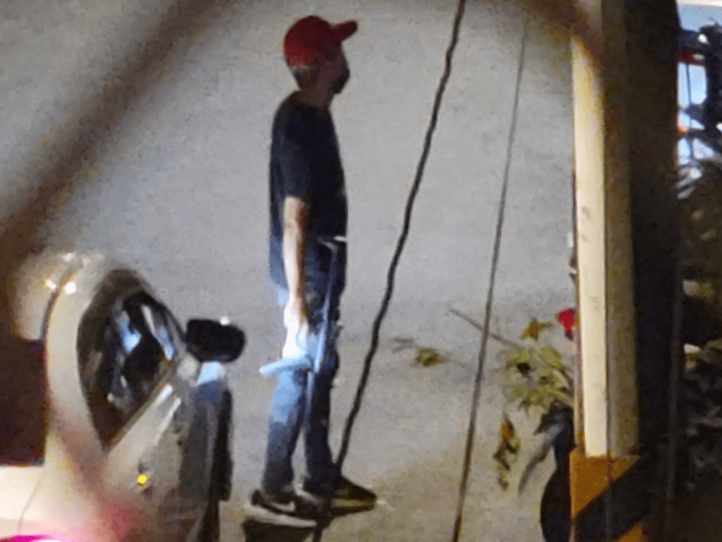 新店男3點不睡覺拿「MP5」找前女友理論　警圍捕：根本不住這