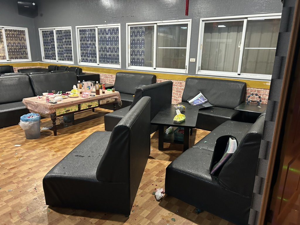 唱K吃拳頭!高雄7男酒後群毆 4人送醫 唱K吃拳頭!高雄7男酒後群毆 4人送醫