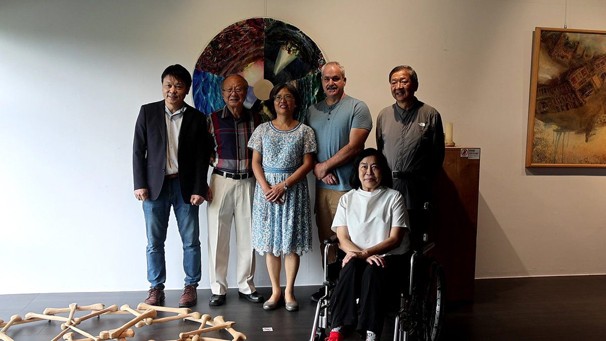 浮生千山路 跨國藝術伴侶的山居書寫