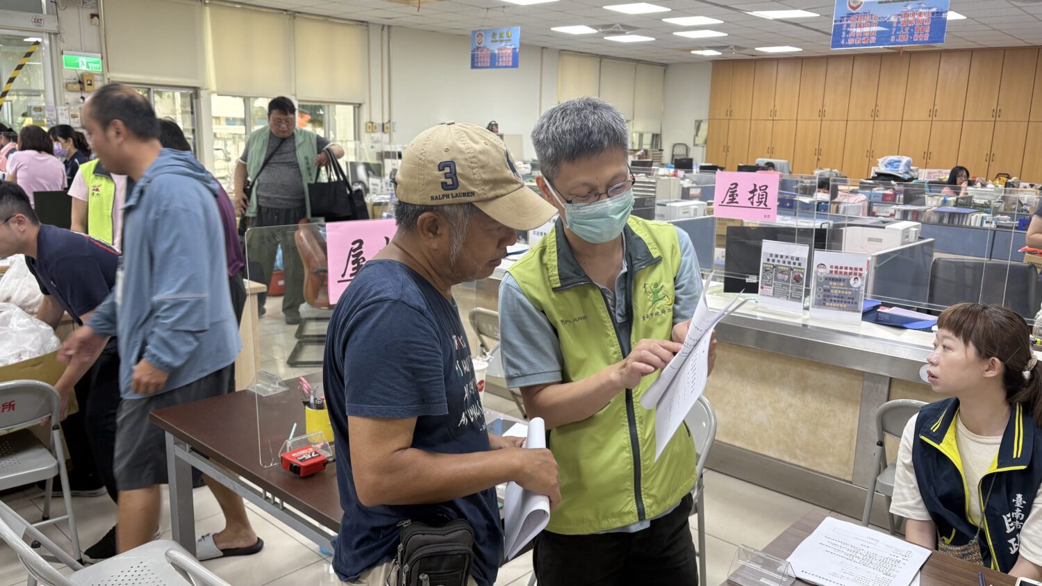 丹娜絲災後復原工作量大 第一線公務員忙翻 ！黃偉哲：加班費全數核給