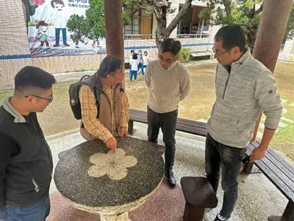 中市校園文物普查成果豐碩 炸彈殼校鐘最吸睛 中市校園文物普查成果豐碩 炸彈殼校鐘最吸睛