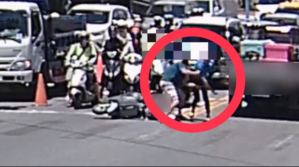 見前妻坐別的男人車內眼紅？ 　兩名男子花蓮吉安街頭大亂鬥