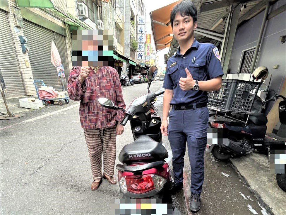 忘愛車停放位置 南門警積極助婦人尋回