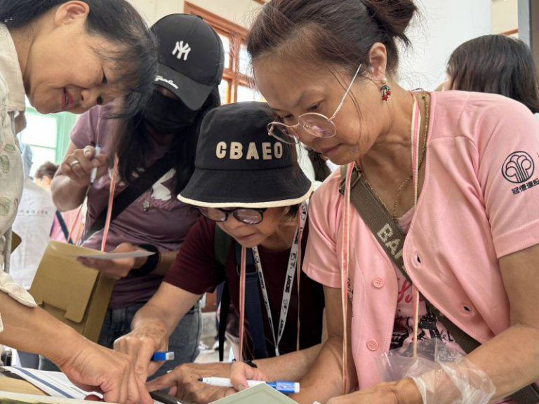 跨越感官實踐共融 新竹公會堂實境遊戲及聾導服務讓聾人社群歡樂體驗創作之美 跨越感官實踐共融 新竹公會堂實境遊戲及聾導服務讓聾人社群歡樂體驗創作之美