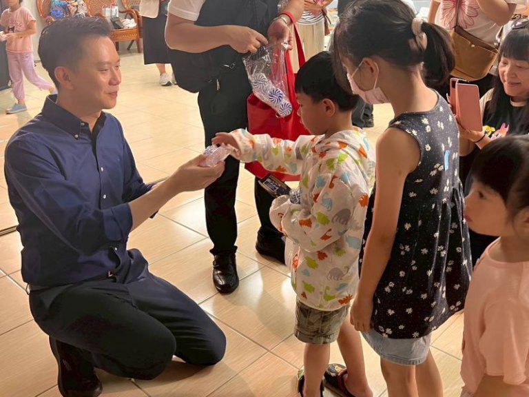 最終場在竹北市劃下圓滿句點 螢火蟲電影院美學融入城市親子共讀概念