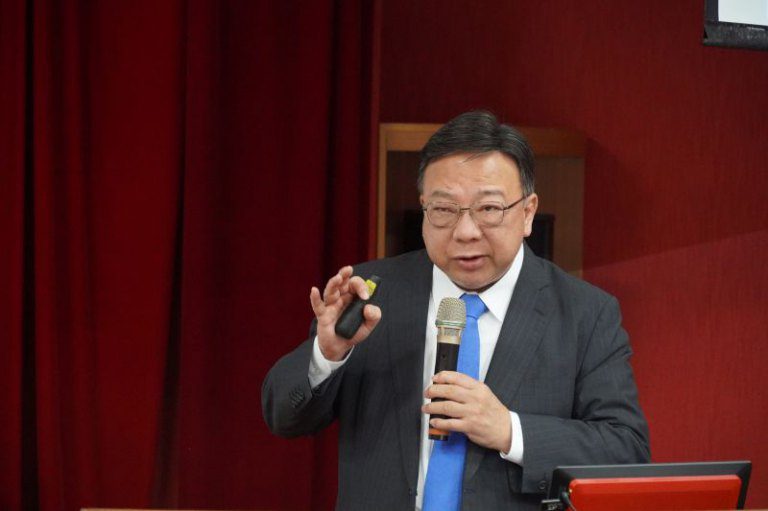 生成式AI學習成亮點！　中華大學新生家長說明會吸引逾300位熱情參與