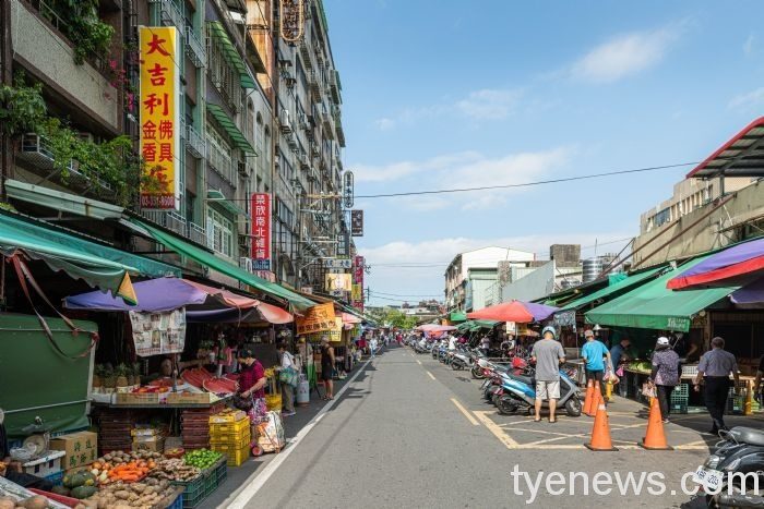 桃園經發局整頓市場牛步 非法攤販未解審計處連兩年點名 桃園經發局整頓市場牛步 非法攤販未解審計處連兩年點名