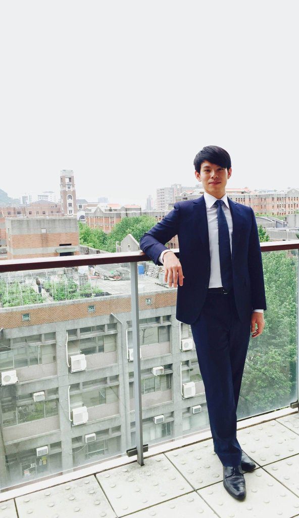 「小英男孩」鄭亦麟涉綠能收賄弊案　今晨遭檢方聲押禁見