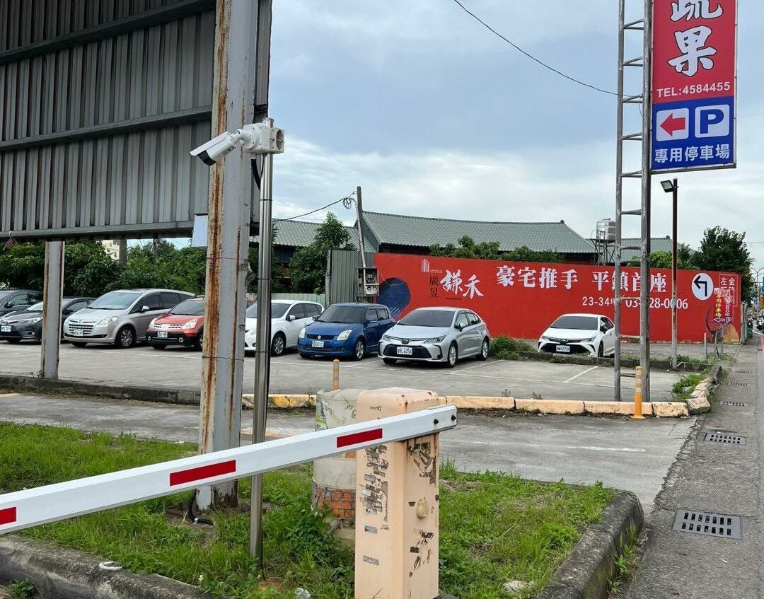停車變強迫消費?中壢水果行挨批「像詐騙園區」業者出面喊冤 停車變強迫消費?中壢水果行挨批「像詐騙園區」業者出面喊冤