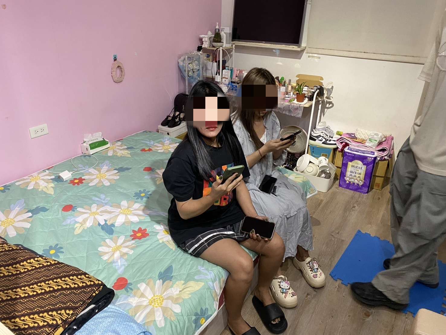 中壢應召站被抄！警方帶回5外籍女1尋芳客