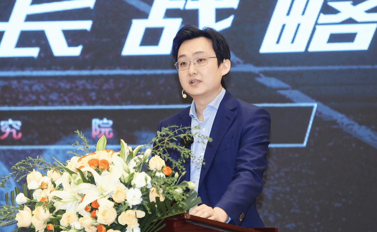 劉海峰的逆風翻盤 從谷底到一億中流掌舵者