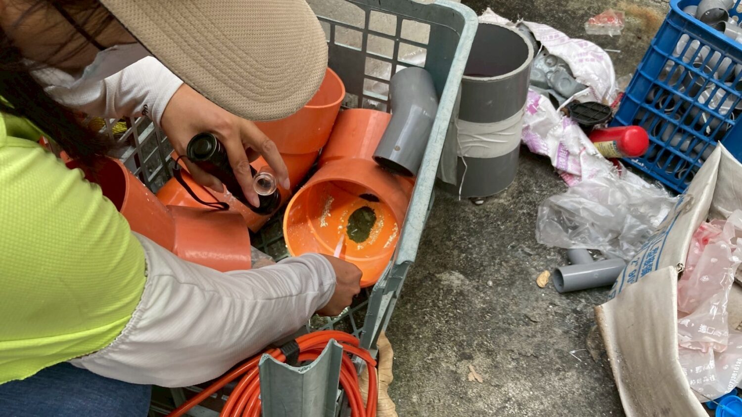 高雄本土登革熱群聚疫情 衛生局主動檢出新增1例　陽性容器率27% 積水孳生孑孓依法告發逾50件