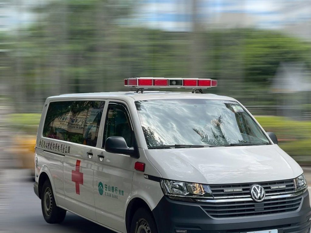 開學前憾事! 左營區女國中墜樓身亡 臟器四散路面