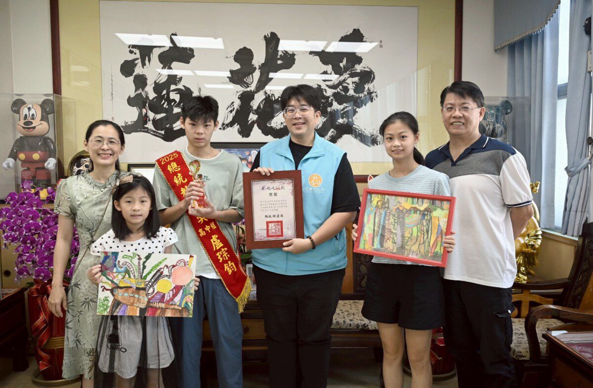 總統教育獎得主盧琮鈞拜會魏市長 展現逆境勇氣