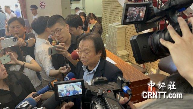 王世堅促柯建銘辭總召 應得的懲罰 王世堅促柯建銘辭總召 應得的懲罰