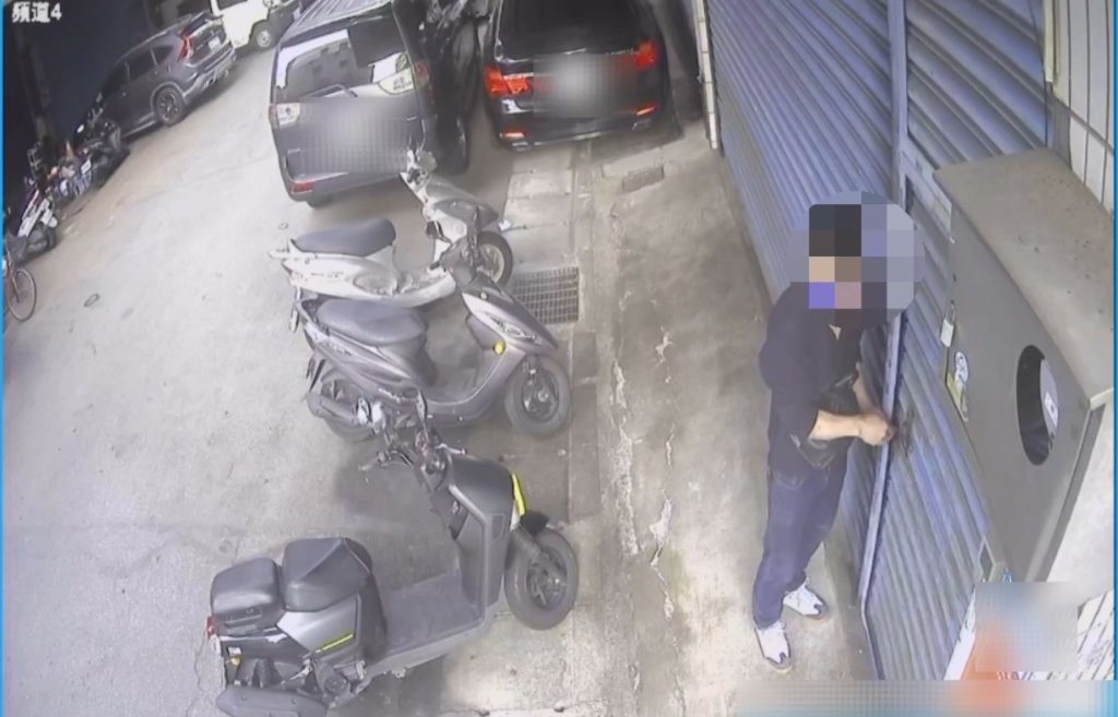 侵入民宅屋主返家誆稱「我被追殺!」 蘆洲警逮人搜毒 侵入民宅屋主返家誆稱「我被追殺!」 蘆洲警逮人搜毒