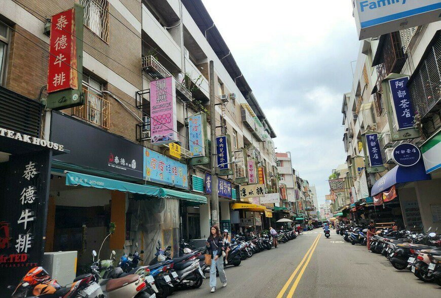 房價10年暴漲390萬!六都購屋總價全面攀升,小資族追房夢愈來愈遠 M傳媒 房價10年暴漲390萬!六都購屋總價全面攀升,小資族追房夢愈來愈遠 M傳媒