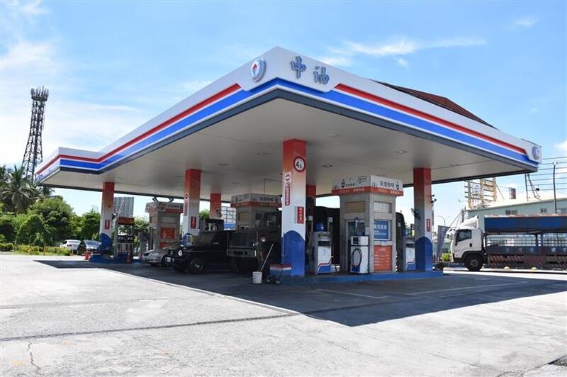   台灣中油公司自明（1）日凌晨零時起汽、柴油價格各調漲0.1元及0.2元  天然氣價格不變！