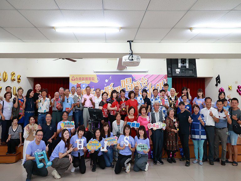 新樓盃東區銀髮歌唱擂台SHOW登場　長者熱情展活力