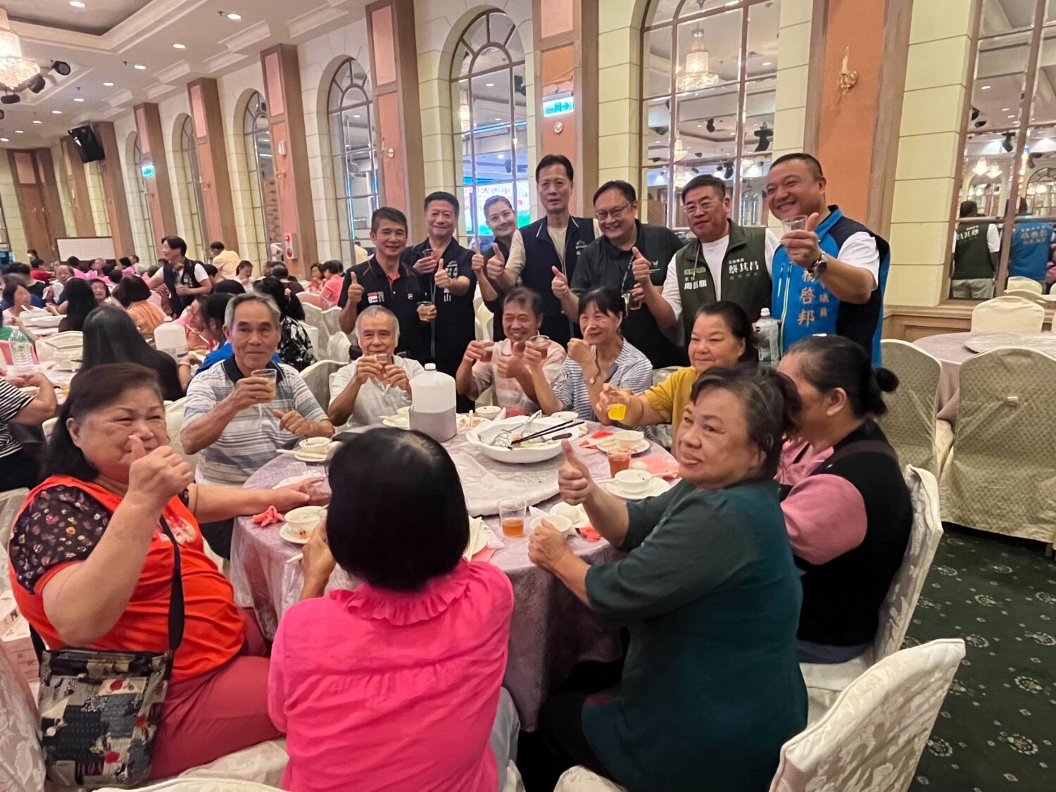 中市大甲區環保志工業務聯繫會報登場 中市副市長鄭照新感謝「環保英雄」守護城市環境