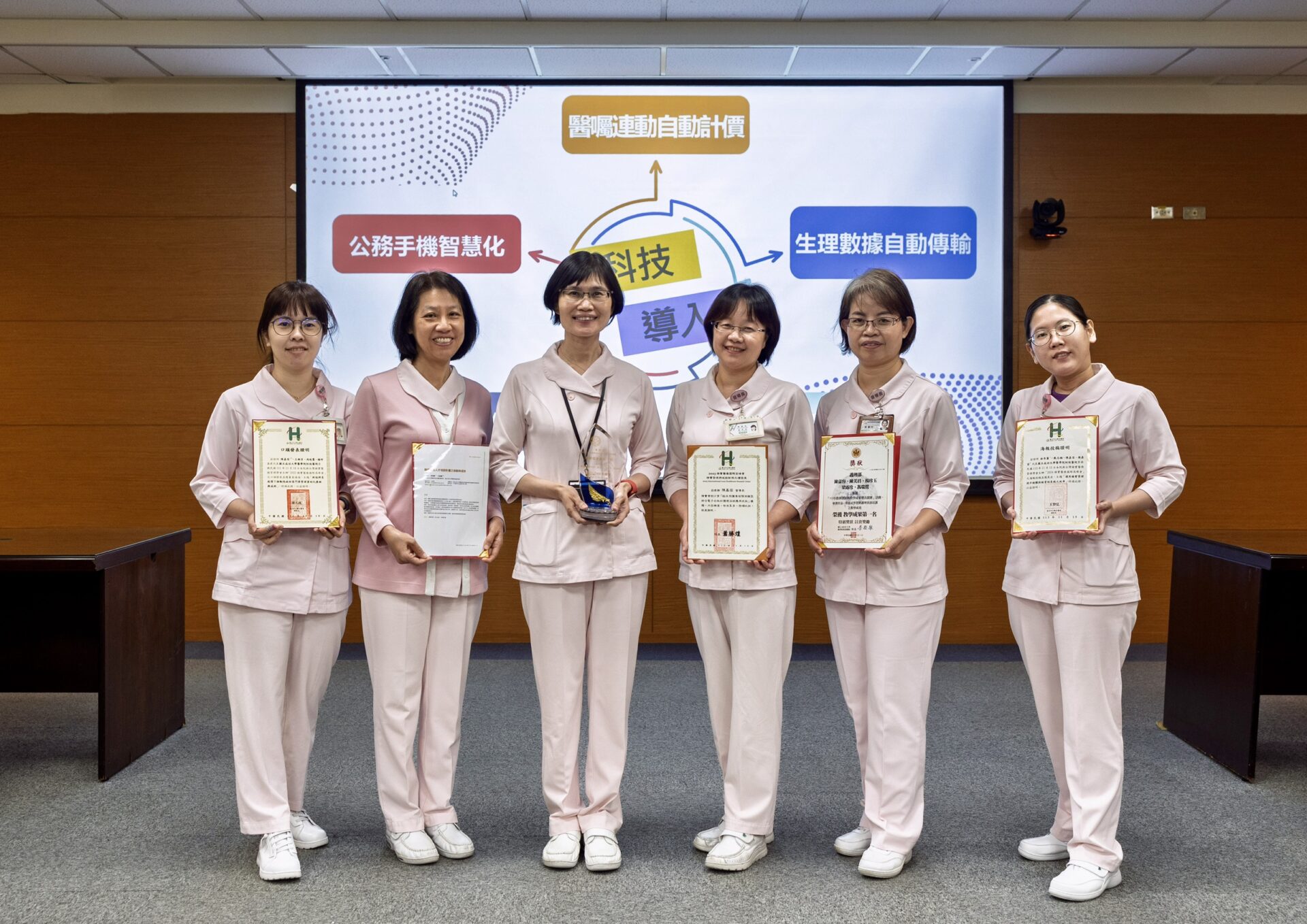 以人為本的護理科技創新 成大醫院打造智慧照護新典範