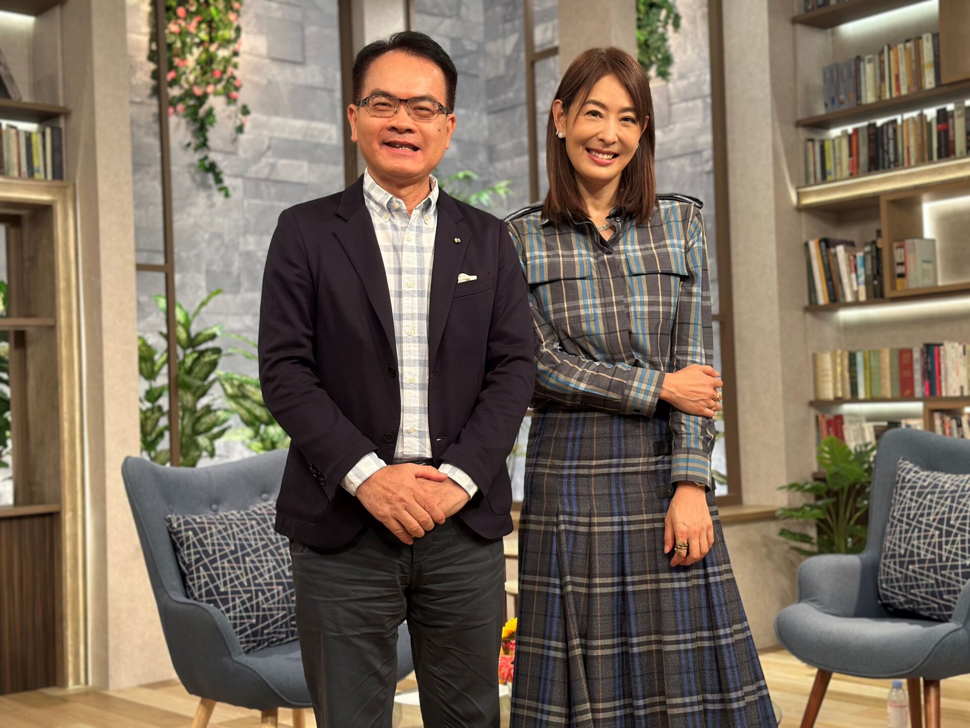 「明星董座」接任101滿週年 自嘲是勇敢的小白兔 「明星董座」接任101滿週年 自嘲是勇敢的小白兔