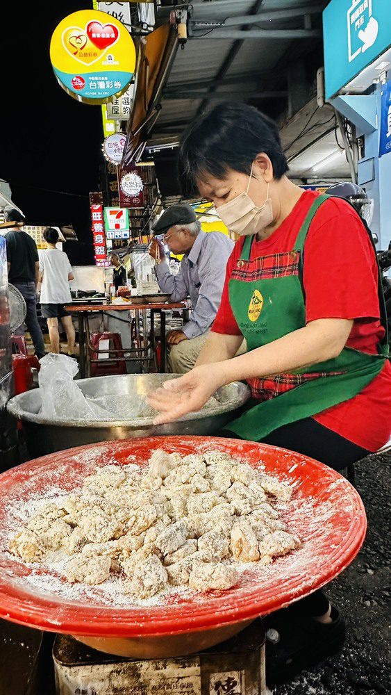 六合夜市飄香一甲子的美味-「施家土魠魚羹」票選編號 8