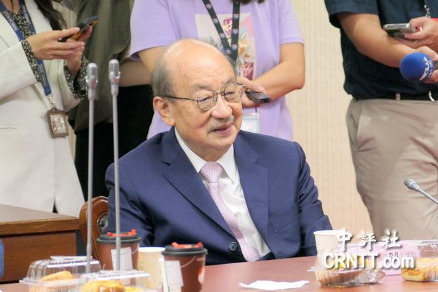 柯建銘堅持不退 稱總召任期到明年2月 柯建銘堅持不退 稱總召任期到明年2月