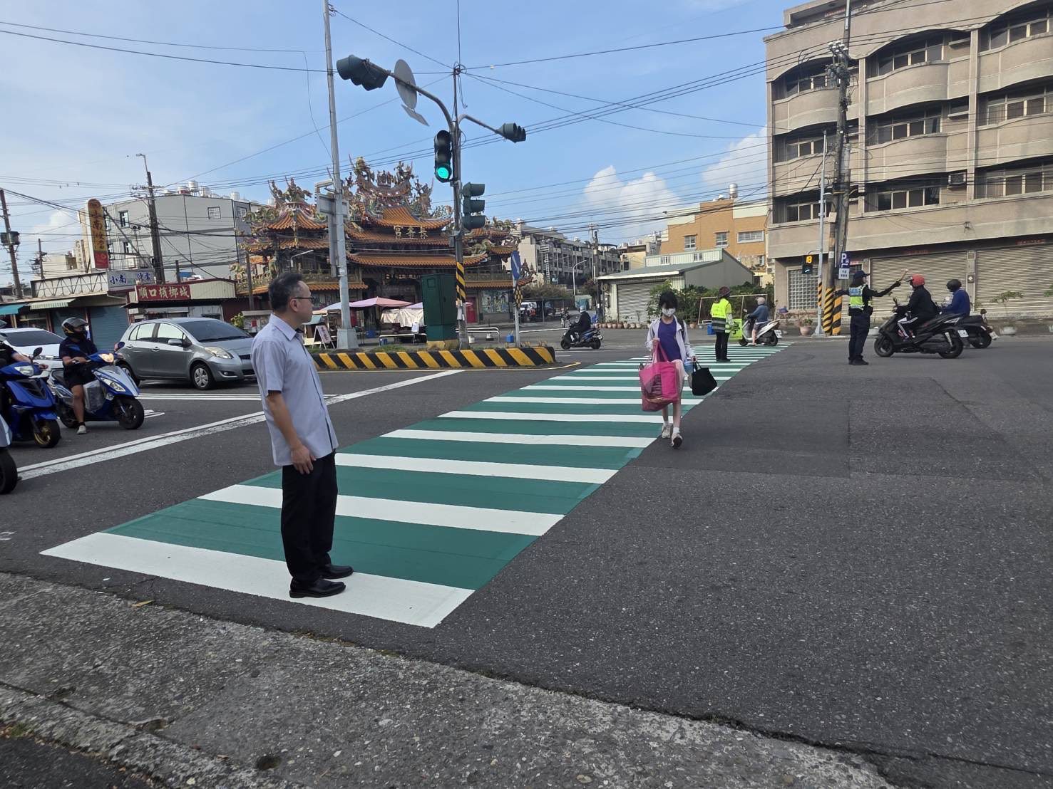 湖內分局啟動護童專案 守護開學日學童交通安全 湖內分局啟動護童專案 守護開學日學童交通安全