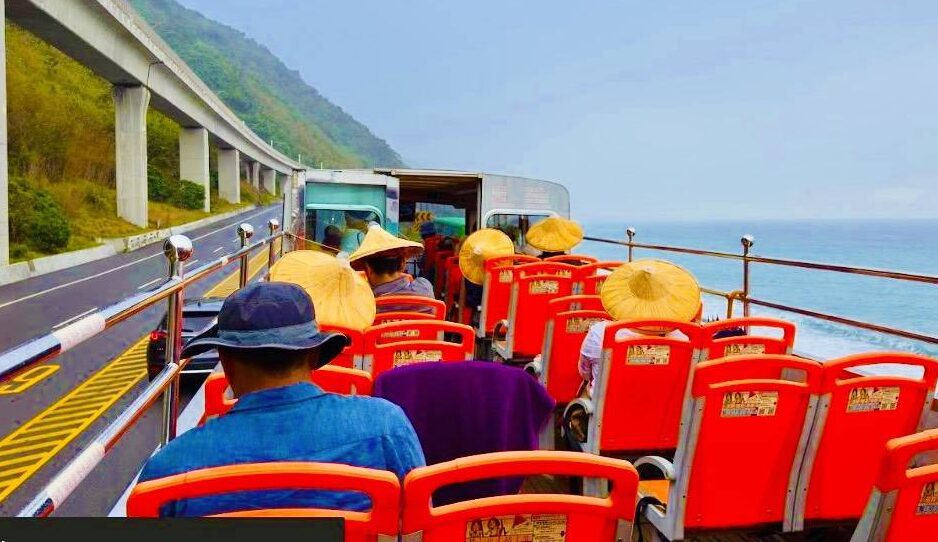 搶攻淡季觀光市場 臺東縣府推雙層巴士南迴一日遊 搶攻淡季觀光市場 臺東縣府推雙層巴士南迴一日遊