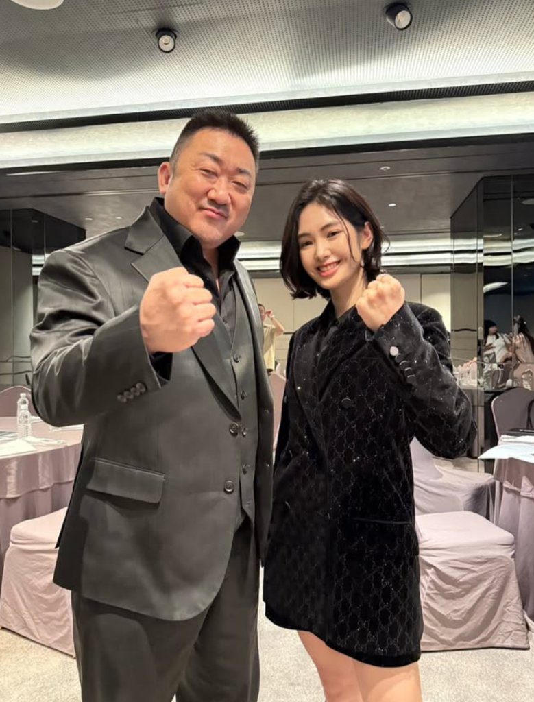 雷嘉汭韓劇《十二使者》亮相 讚馬東石親切零距離、成東鎰送醬蟹超暖 雷嘉汭韓劇《十二使者》亮相 讚馬東石親切零距離、成東鎰送醬蟹超暖