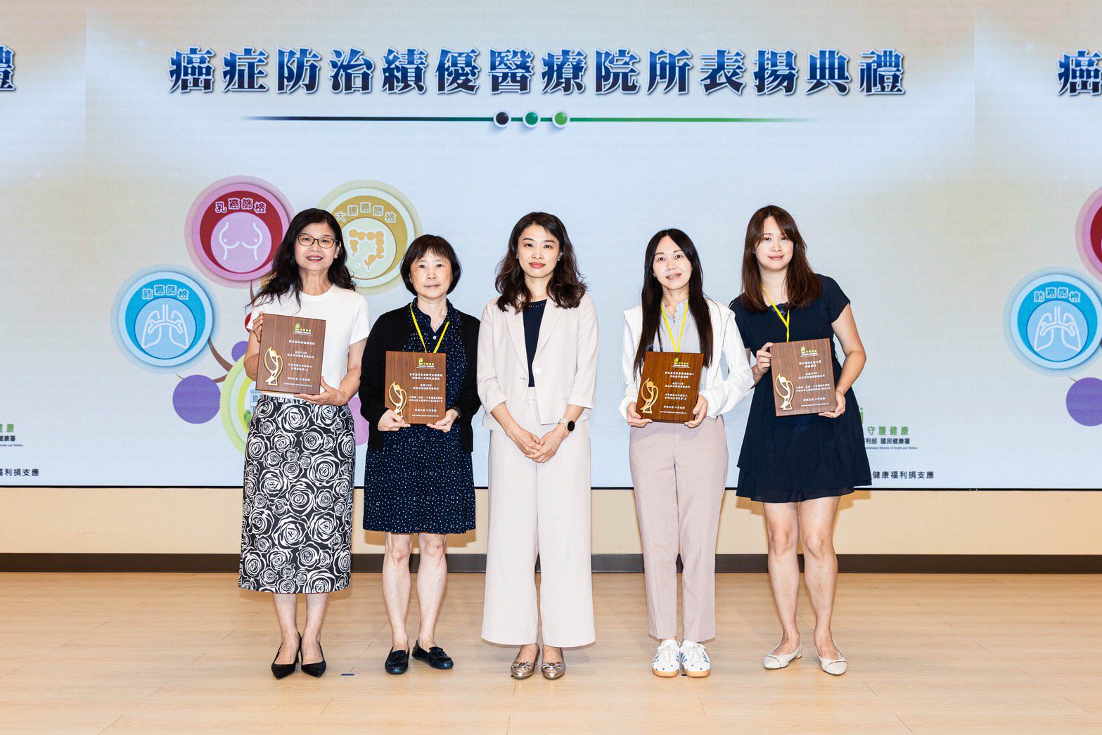 桃園醫院推動子宮頸癌防治 獲國健署雙重肯定