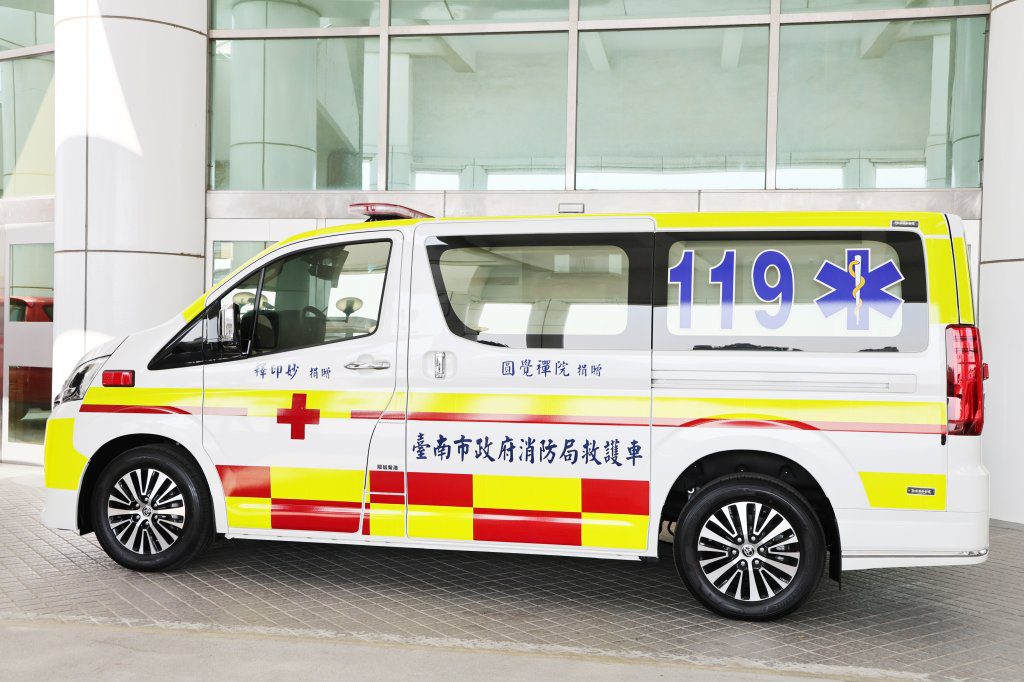 台南某國中驚傳墜樓！14歲少女午休摔下2樓　頭部腫包腳骨折