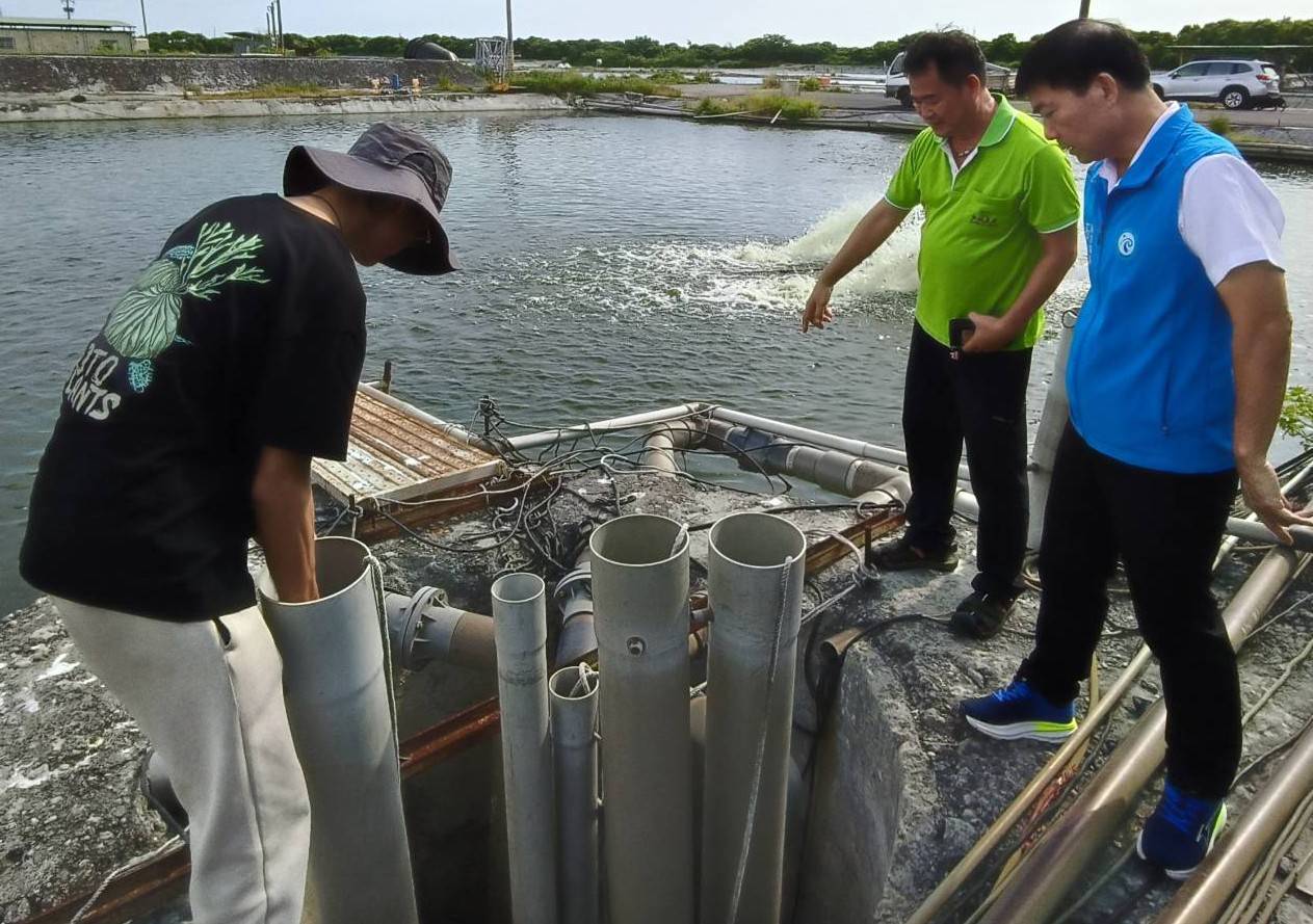 從智慧養殖到漁電共生打造永續水產新典! 永安區漁會鄭志強獲選114年全國模範漁民
