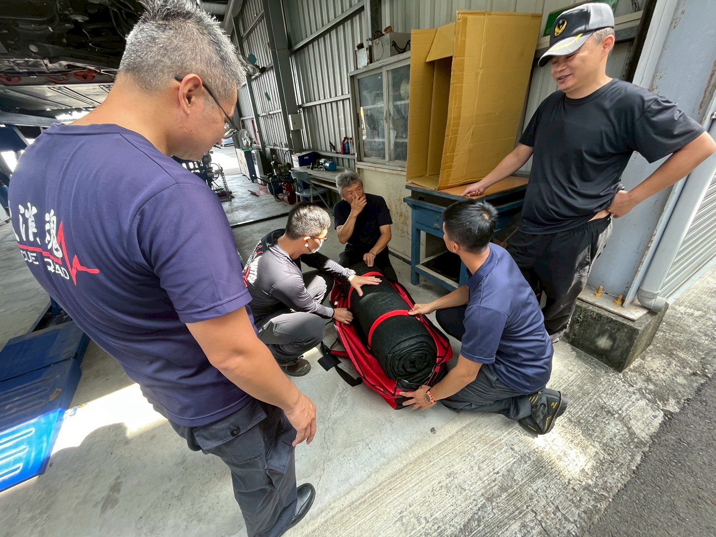 橋頭消防分隊實地演練  強化電動車火災應變能力