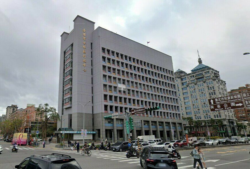 打臉房市寒流!士林工業宅無懼限貸令 單價逆勢暴衝創天價 打臉房市寒流!士林工業宅無懼限貸令 單價逆勢暴衝創天價