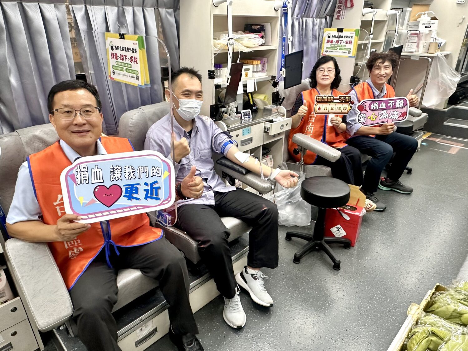 台電台南區處熱情挽袖  齊心貢獻愛心助人