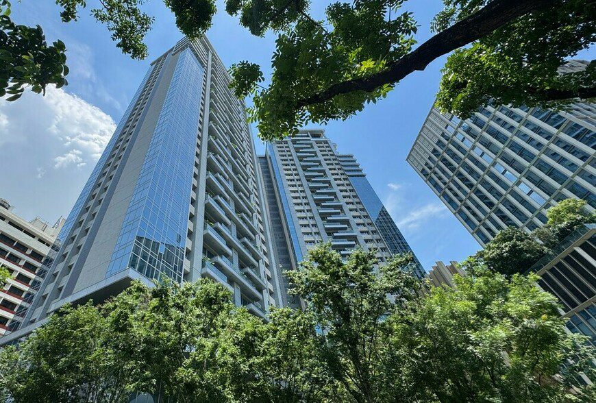 富豪不再瘋豪宅？台北頂級房市驚現『200萬俱樂部』退燒內幕