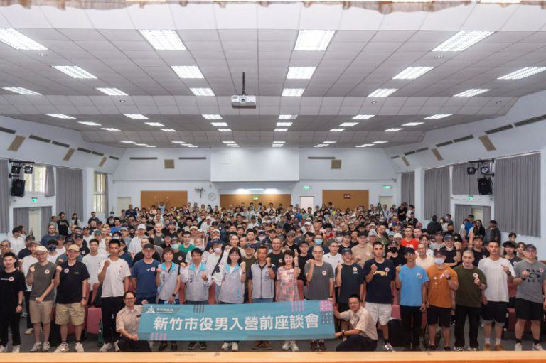 竹市近200位役男準備入營啟航！　張治祥秘書長勉勵展開軍旅新篇章