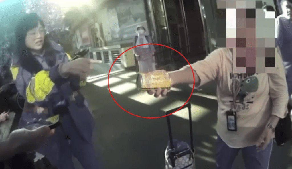 永和電梯爆衝突!82歲嬤與53歲婦人互毆 飲料罐砸頭雙雙提告 永和電梯爆衝突!82歲嬤與53歲婦人互毆 飲料罐砸頭雙雙提告