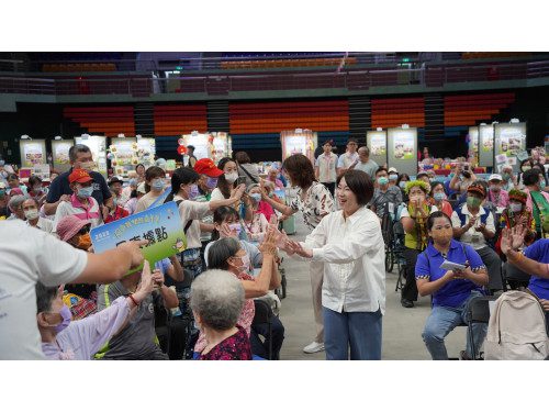 響應國際失智症月 屏縣府「愛智憶」服務再升級